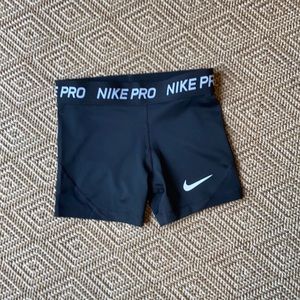 Girls Nike Pros
